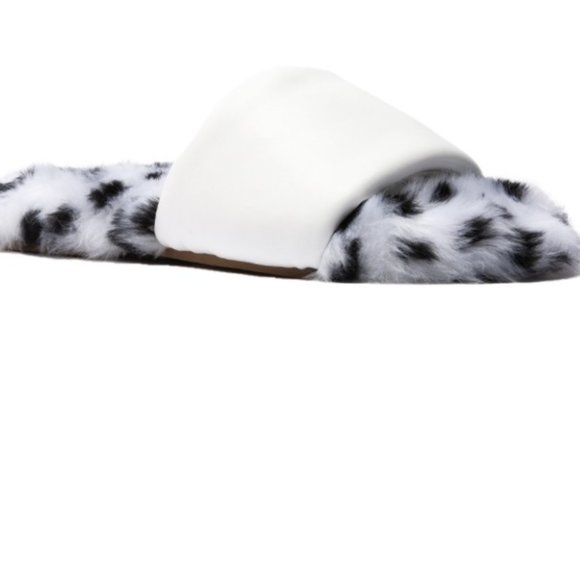 White Fluff Slide with Polka Dot Fur Slipper - Picture 2 of 10